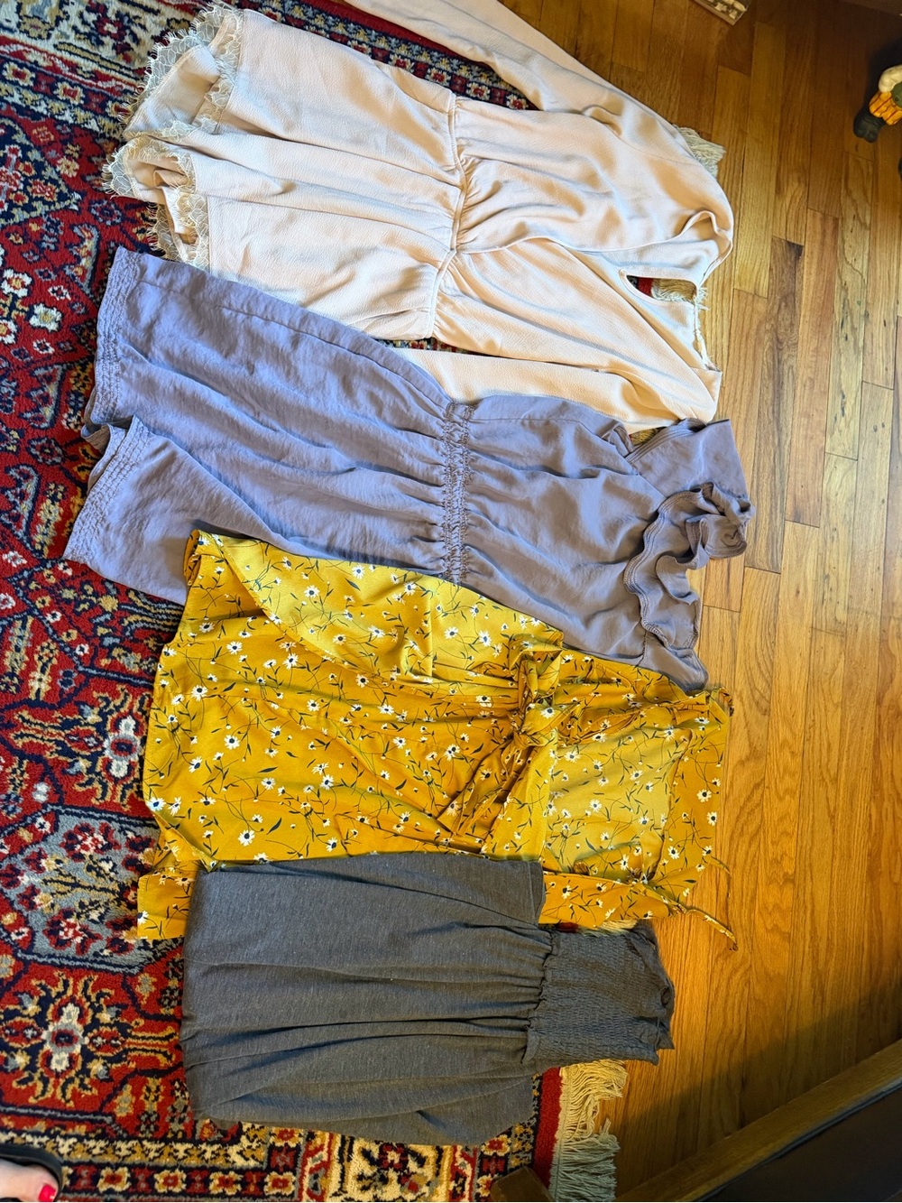 Women's medium dress lot + romper